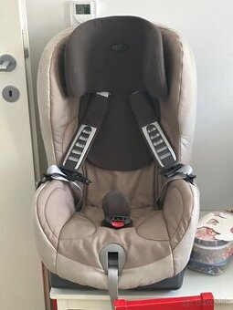 Darujem používanú autosedačku