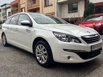 Peugeot 308 SW 1.6 HDi – rodinné v krásnej bielej perleti