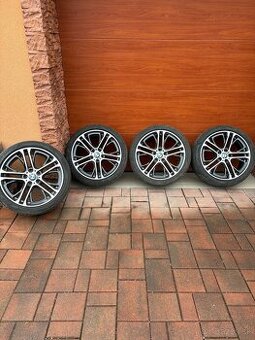 BMW 275/35 R20 a 245/40 R20