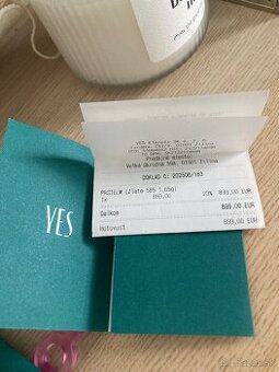 Zásnubný diamantový prsteň z bieleho zlata - 1