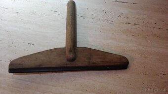 Stara strierka na okna