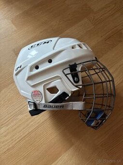 Predám hokejovú prilbu