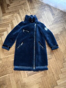 Predám luxusný kožuch z merino vlny značky Carardli.