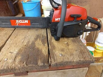 Benzínová motorová píla