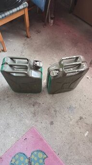 Plechové bandasky 20 l