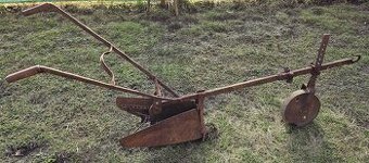Predám starý pluh