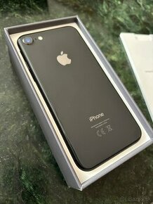 iPhone 8, 64 GB space grey - 1