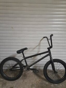 Predám BMX Mongoose L100 – dobrý stav – 100€