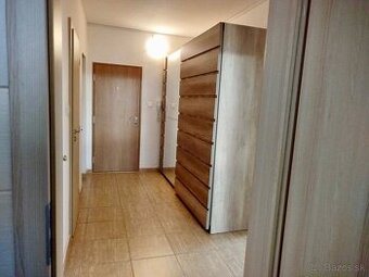 3i byt na prenájom rozkvet