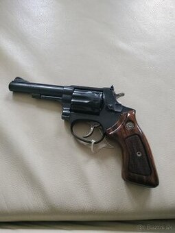Revolver