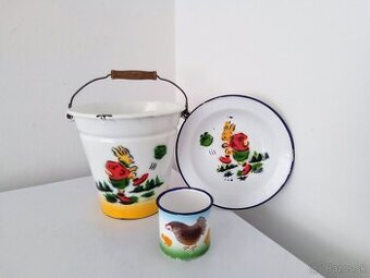 Staré, smaltované nádobí - dětské - smaltovaný riad