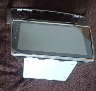 Predam dotykové android autorádio vw golf 7