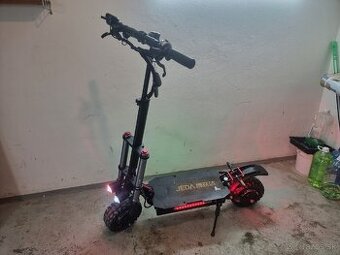 Boyueda 5600w 28Ah elektrokolobežka