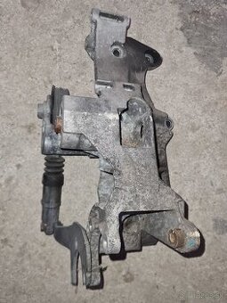 Držiak alternátora 1.9tdi