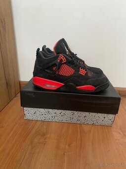 Jordan 4