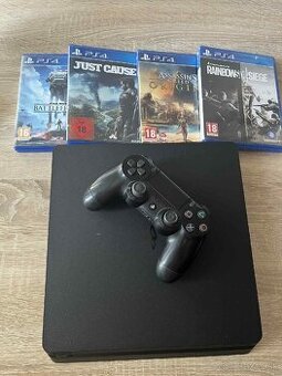 Playstation 4 slim