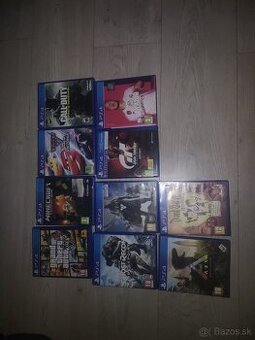 Predám hry na playstation 4