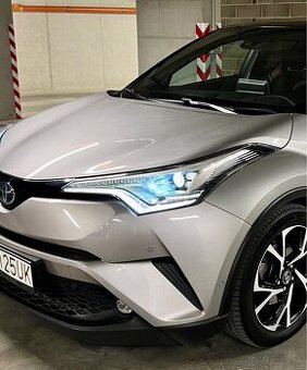 Toyota CHR 1.8 Hybrid Selection-JBL • 2018 • TOP výbava