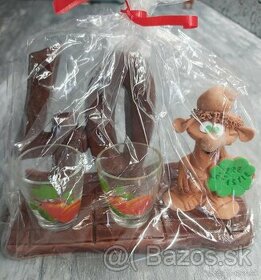 Predam tento nepoužity keramicky suvenir k 40-ke