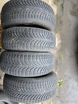 215/60R16 zimné pneu Nexen