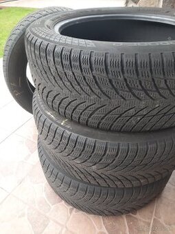 Zimné pneumatiky Nokian  Tyres Snowproof 215/55 R17