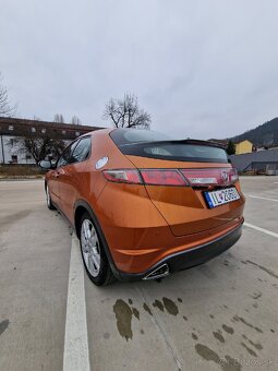 Honda Civic 5D SPORT 1.8 I-VTEC BENZÍN 
I-Vtec