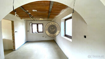 NA PREDAJ - Rodinný dom 6izbový - Chminianska Nová Ves