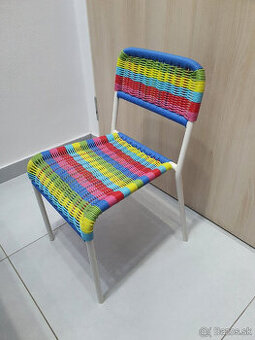 Detska stolicka + stolik