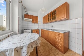 PLUS REALITY | Útulný dvojizbový byt v Šamoríne na predaj