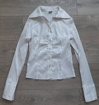 Dámska blúzka, veľkosť S