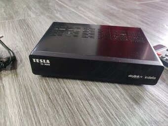 Satelitný prijímač Tesla