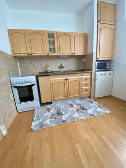 Prenájom zariadeného bytu 1 + 1 v Čadci