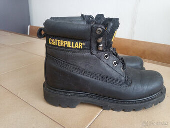 Detska kozena outdoorova obuv CATEPILLAR.