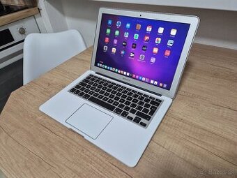 MacBook Air (13-inch, 2015) /Intel Core i5/4GB RAM/128GB SSD