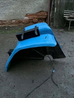 Zadné blatníky zetor