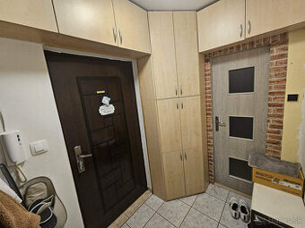 📞0903 509 294 Zrekonštruovaný 3-izbový byt s balkónom v DS