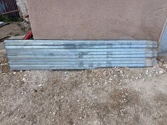 Predam pozinkovany plech 8ks