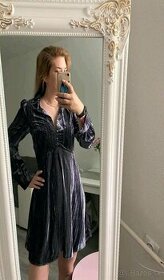 Krasne saty, velkost S,