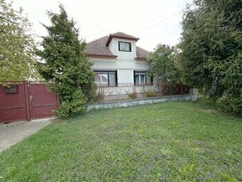 Na predaj udržiavaný rodinný dom v obci Trhová Hradská