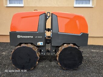 Ježkový vibračný valec Husqvarna LP 9505
