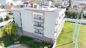 EXKLUZÍVNE na predaj - 3-izbový byt vo Veľkých Levároch