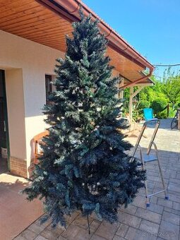 Umelý vianočný stromček 250 cm
