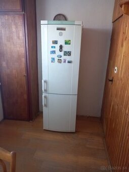 Chladnička Elektrolux