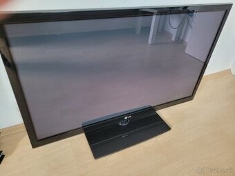 LG 107 cm