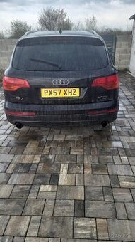Audi q7 suv