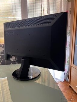 Pc a monitor na predaj