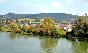Horné Kočkovce – 25 m2 INVESTIČNÝ POZEMOK pri Váhu