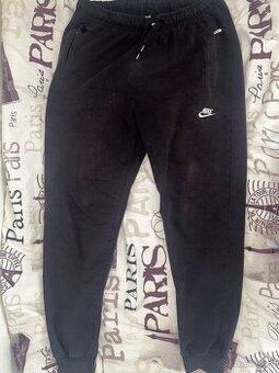 Nike tepláky