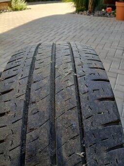 Michelin 235/65 R16C