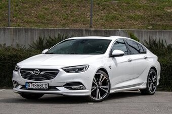 Opel Insignia 2.0 Turbo Innovation 4x4 AT8